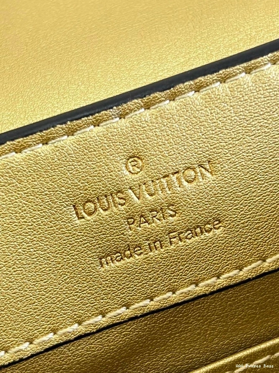 AAA Replica Ru LOUIS CAPUCINES MINI VUITTON 0707